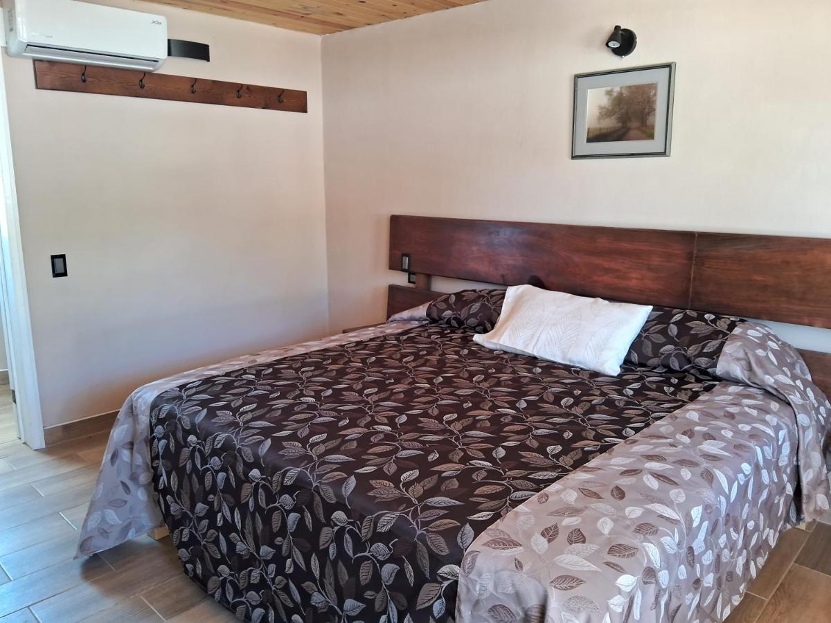 Villas La Quinta ครีล ภายนอก รูปภาพ