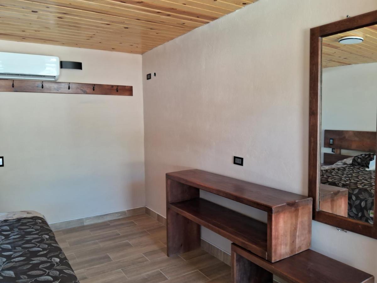 Villas La Quinta ครีล ภายนอก รูปภาพ